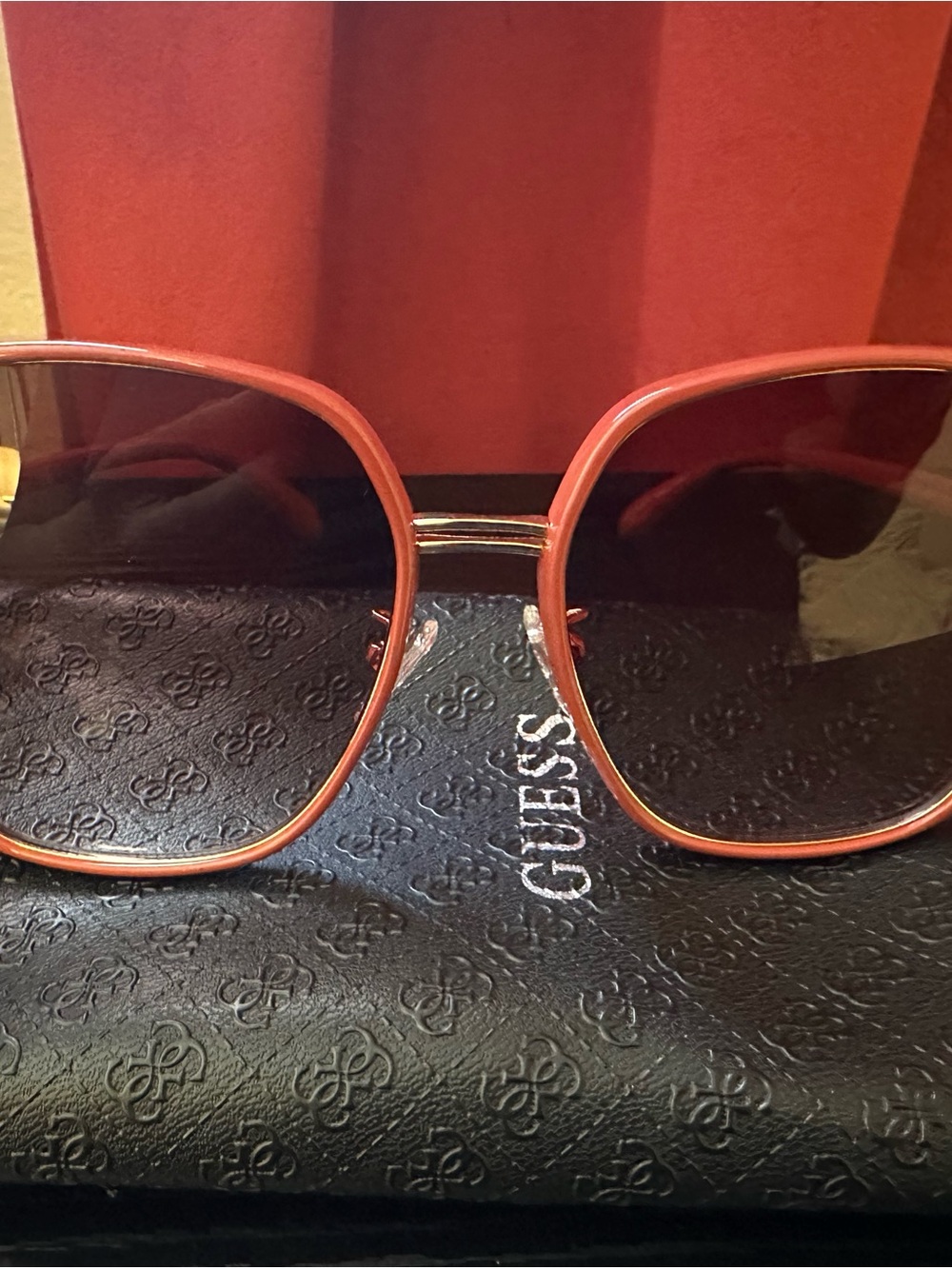 GUESS Women’s Red Frame Sunglasses